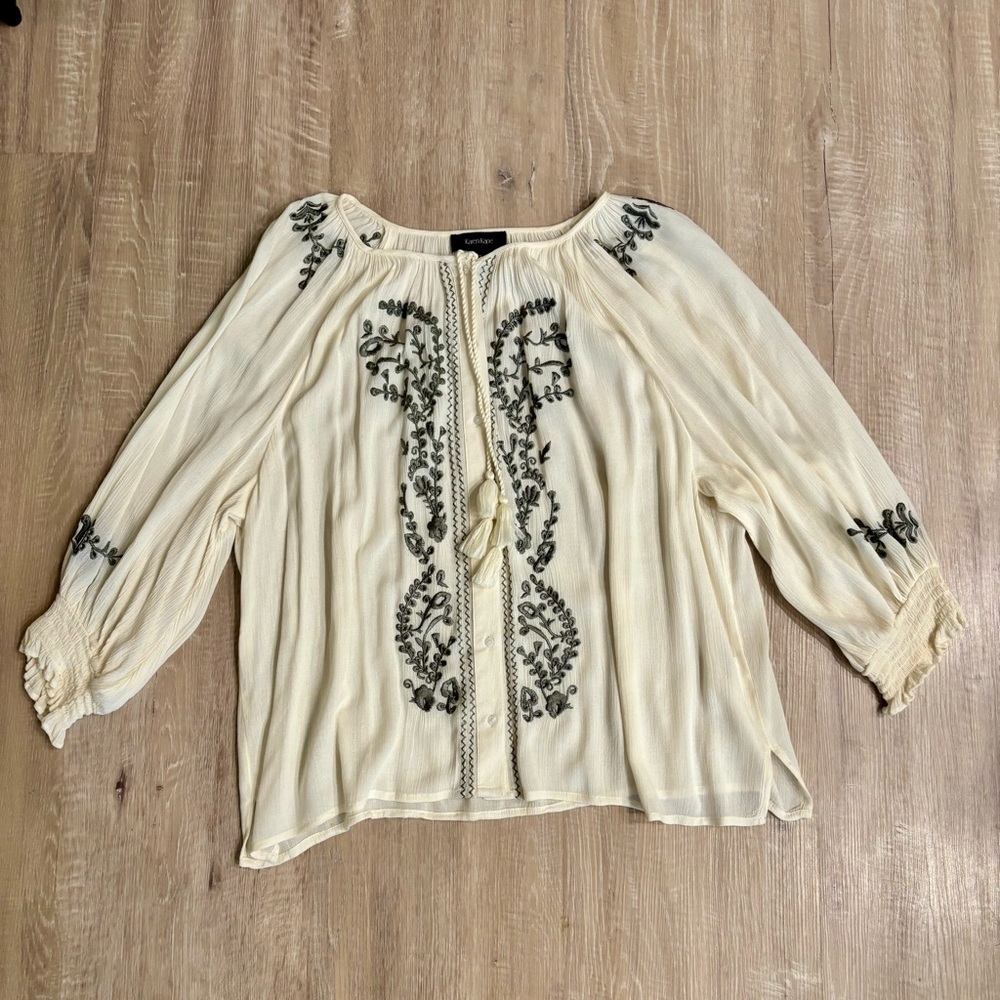 Karen Kane Ivory Peasant Blouse Women’s XL Green Silk Embroidery 3/4 Sleeves Top